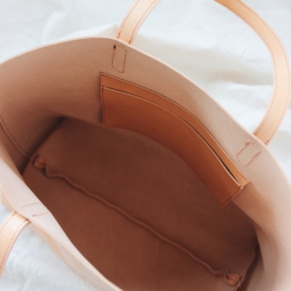 Sjaelv Leather Tote - Picture 6 of 14